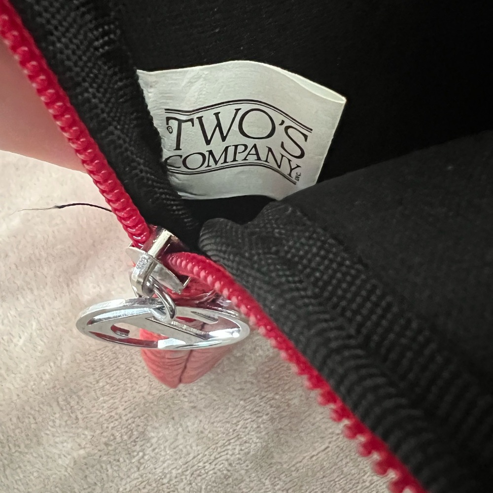 Red Leather Laptop Sleeve Case - Picture 5 of 12
